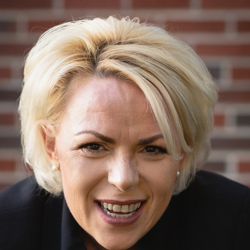 Meet your Posher, Georgene